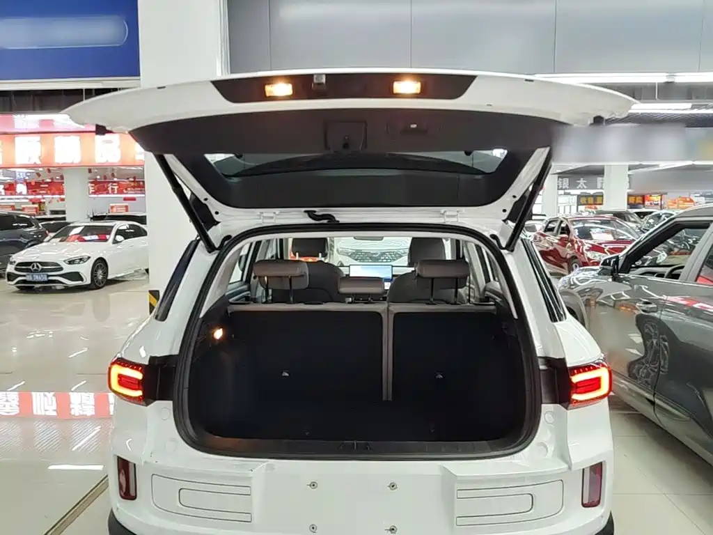 Geely ICON 2025 2026 Chocolate 1.5TD Pure Edition