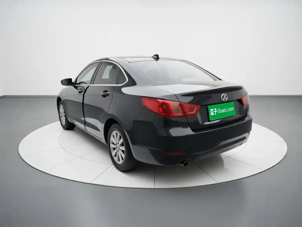 BAIC Senova D50 2015 2014 1.5L CVT Standard
