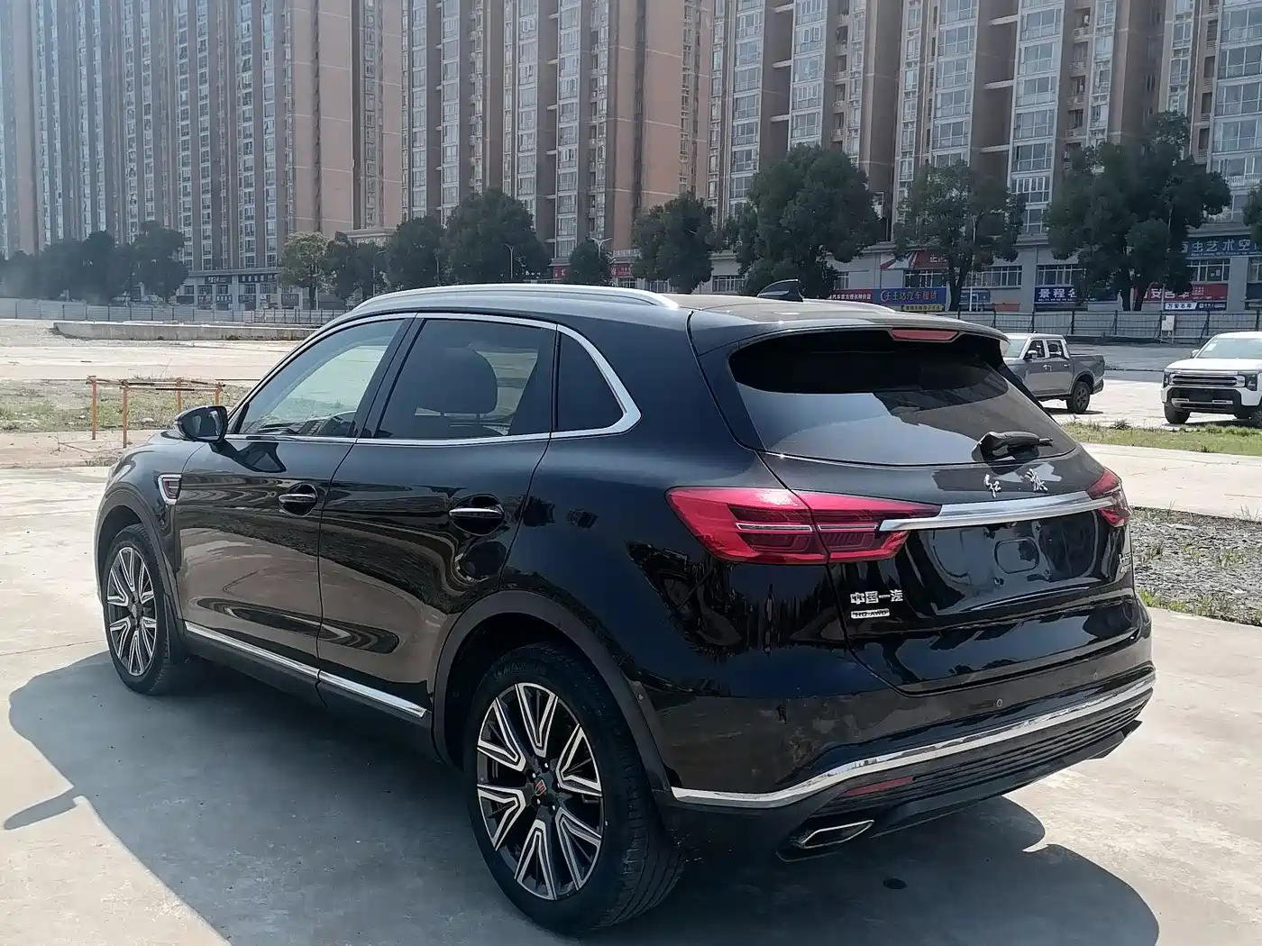 Hongqi HONGQI HS5