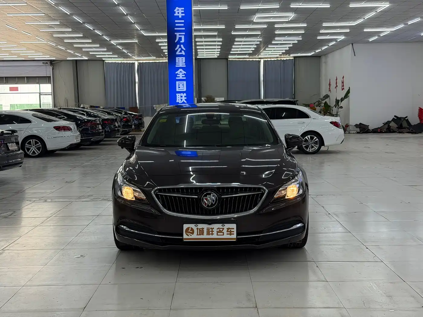 Buick LaCrosse 2016 Facelift 20T Leading фото 2