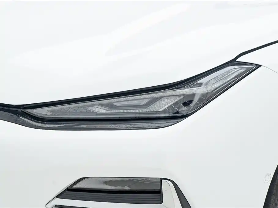 Geely Galaxy Galaxy Xingyao 8 2025 130km EM-P Starship Edition фото 10