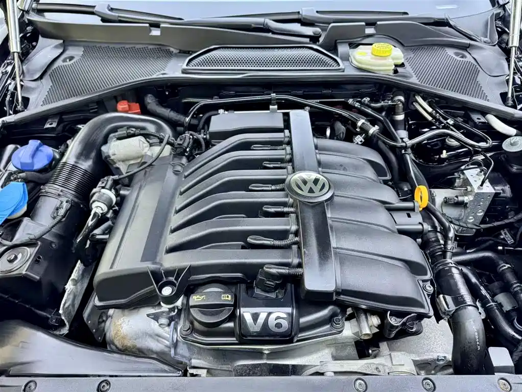 Volkswagen Phaeton 2012 3.6L Premium Custom фото 9