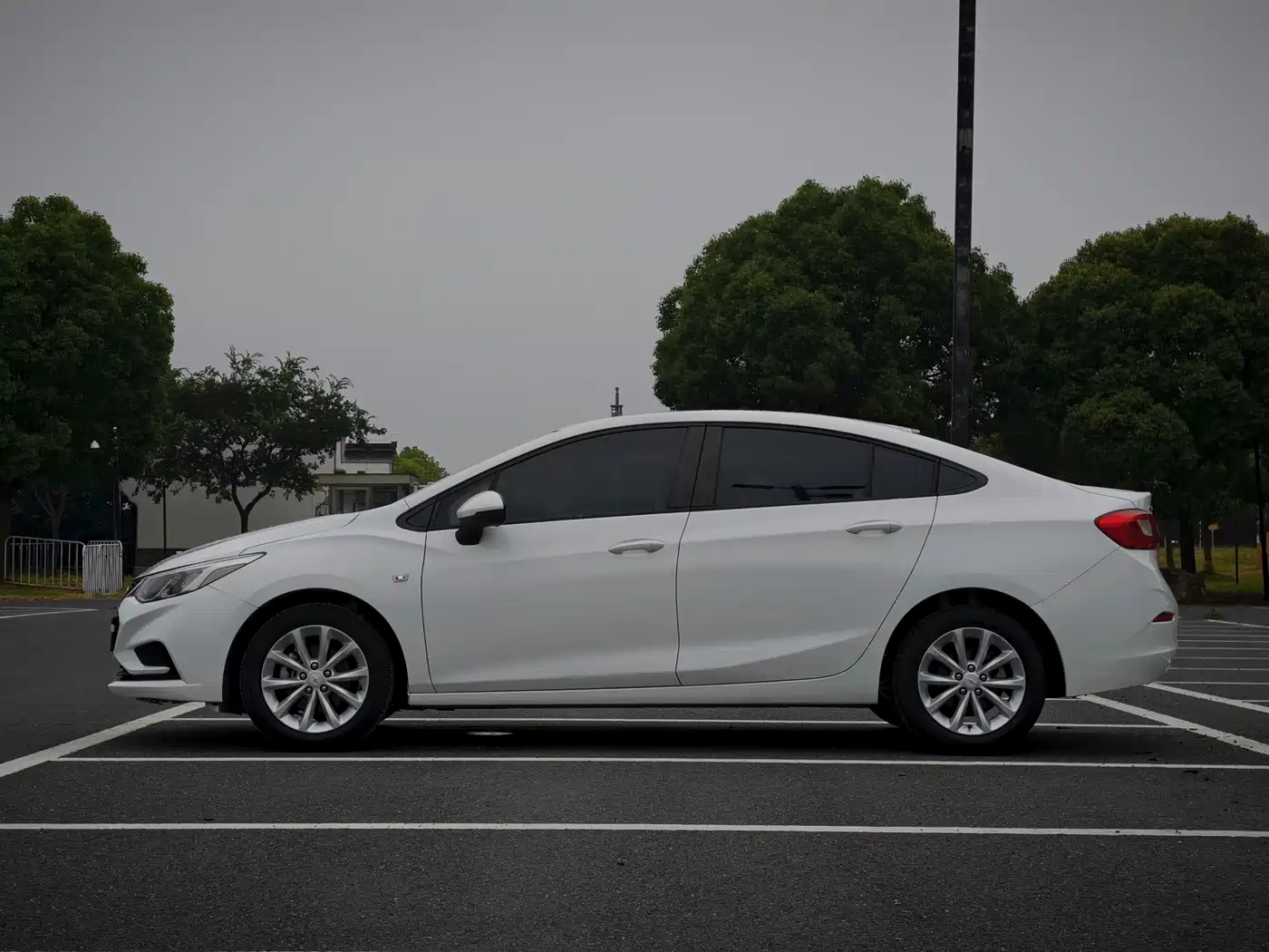 Chevrolet Cruze 2018 2018 320 Automatic Pioneer Sunroof Edition
