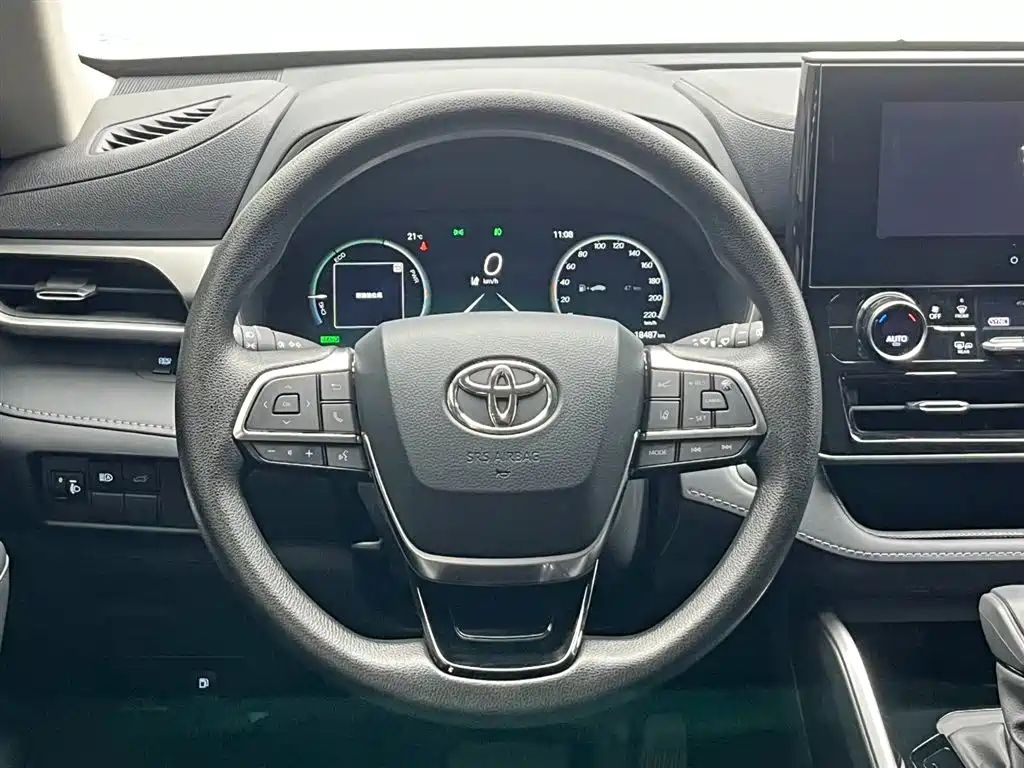Toyota Highlander 2024 2.5L Smart Hybrid 2WD Elite 7-seater фото 21
