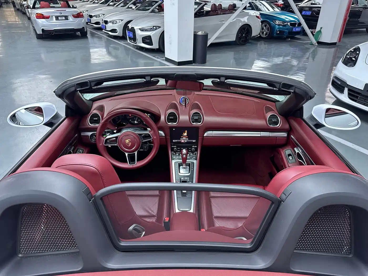 Porsche 718 2016 Boxster 2.0T фото 3