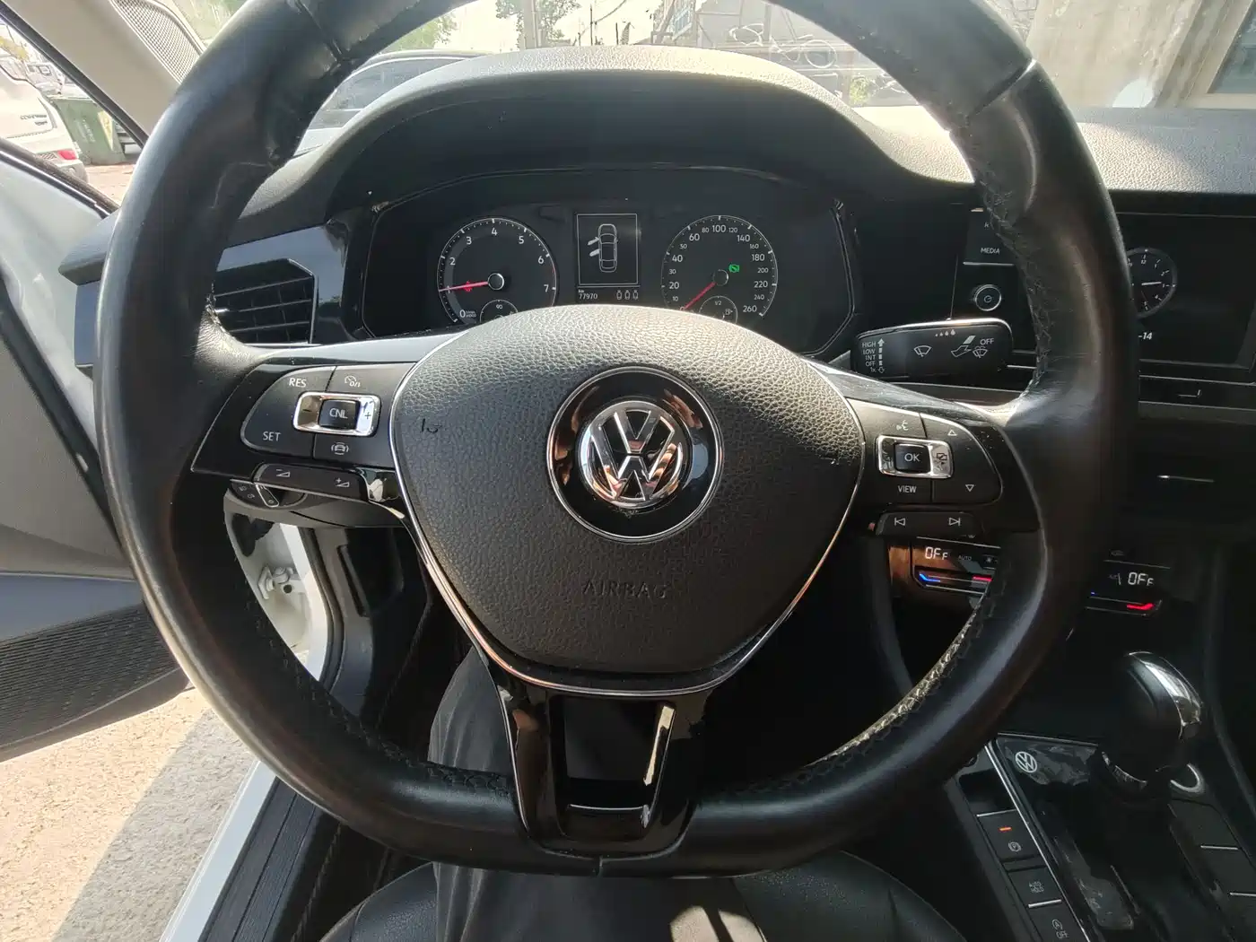 Volkswagen Bora 2020 1.5L Automatic Elite фото 12