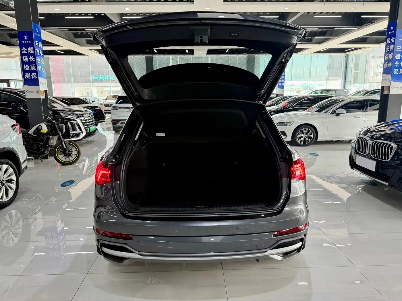 Audi Q3 2023 35 TFSI Fashion Dynamic (1.4T) фото 12