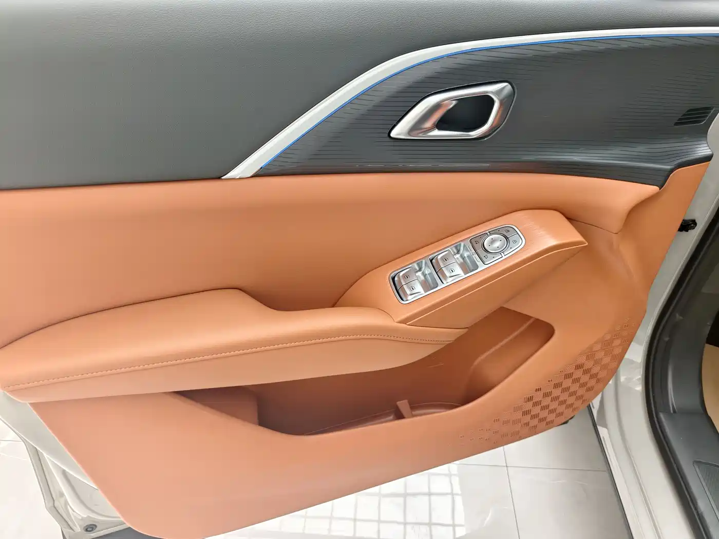 Haval Xiaolong MAX 2025 Hi4 110 Plus Intelligent Driving Edition фото 9