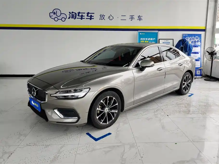 VOLVO S60