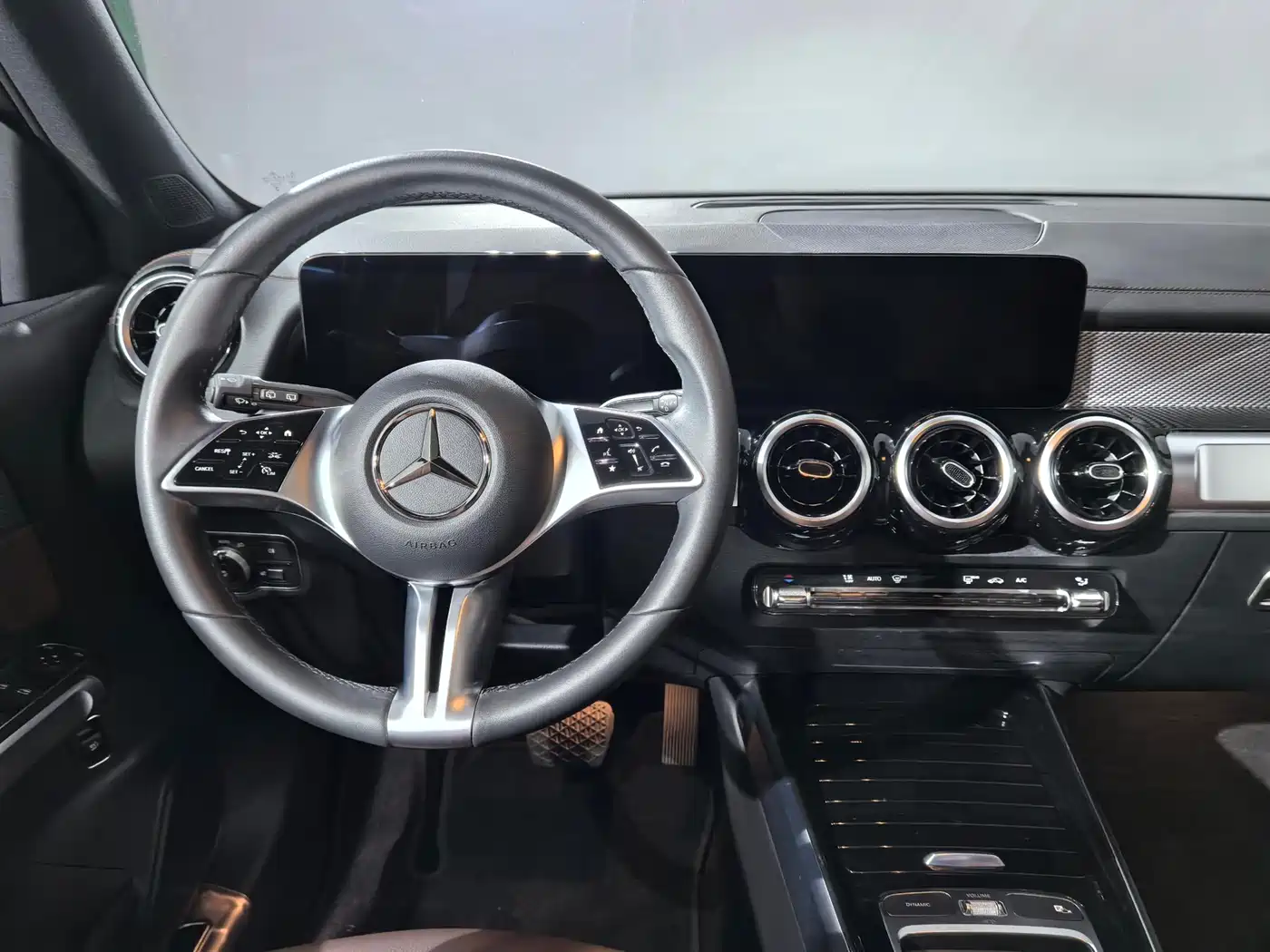 Mercedes-Benz GLB 2024 GLB 200 Dynamic фото 4