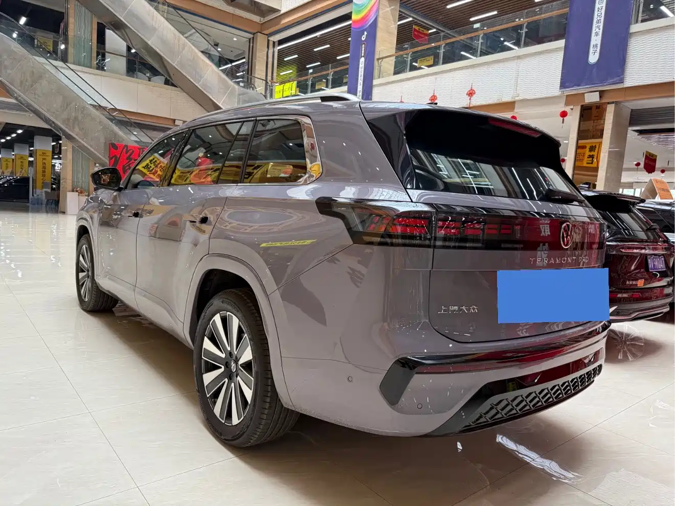 Volkswagen Teramont 2025 Model Teramont Pro 450TSI 4WD Cross Country Edition фото 9