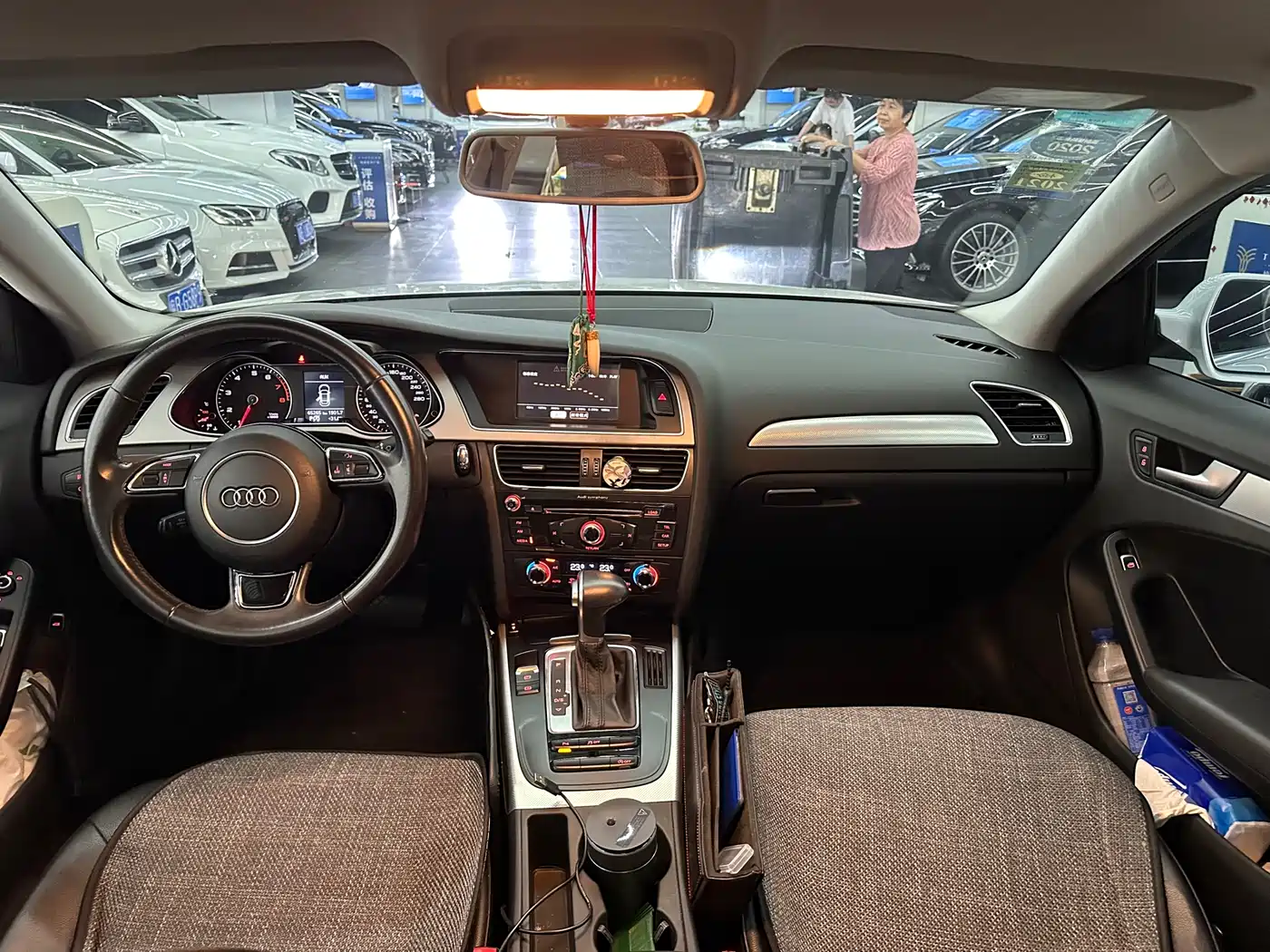Audi A4L 2015 35 TFSI Auto Standard фото 6