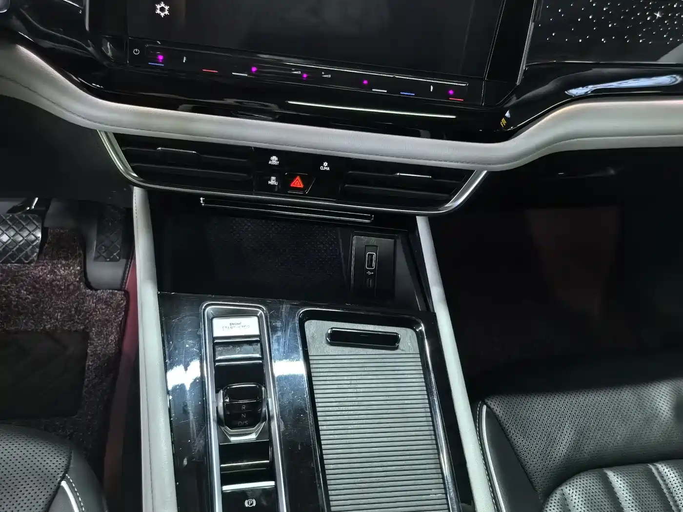 Volkswagen Teramont 2022 380TSI 4MOTION Premium Luxury фото 9