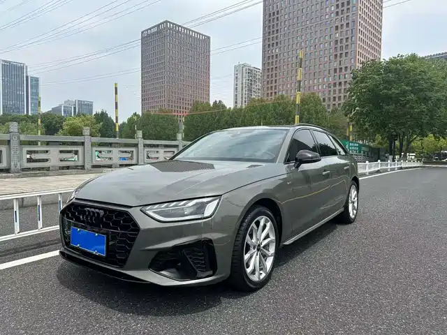 Audi Audi A4 (Import) 2024 Avant 40 TFSI Fashion Sport