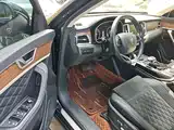 Фото 16 - Hongqi HS7