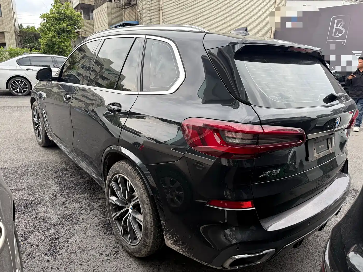 BMW X5 (Import) 2020 xDrive30i M Sport Package фото 8