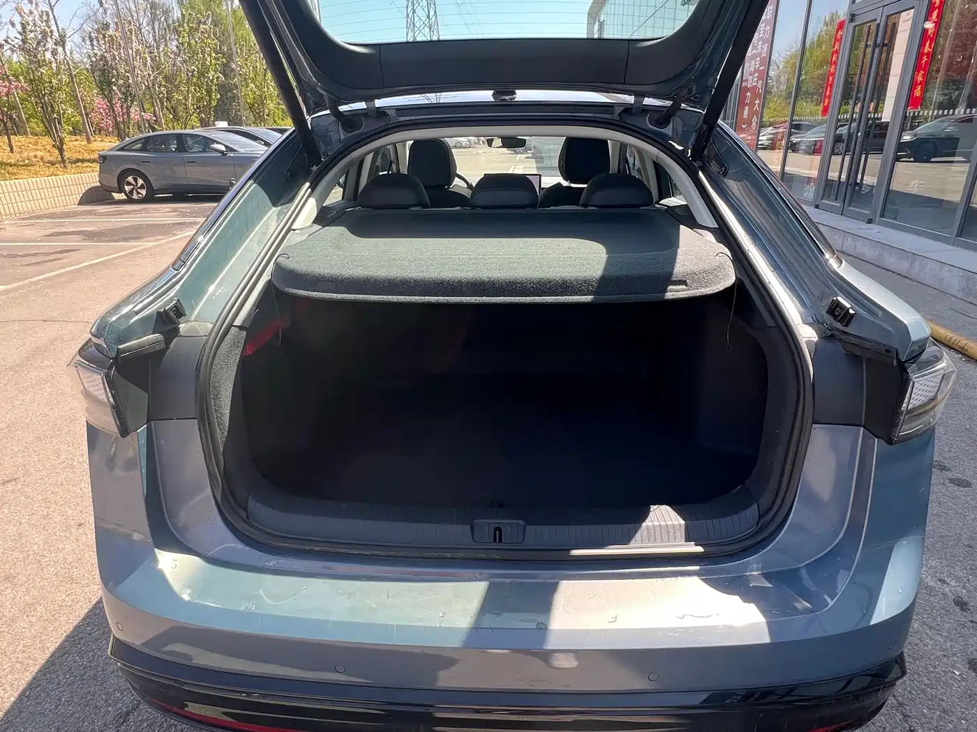 VOLKSWAGEN ID.7 VIZZION