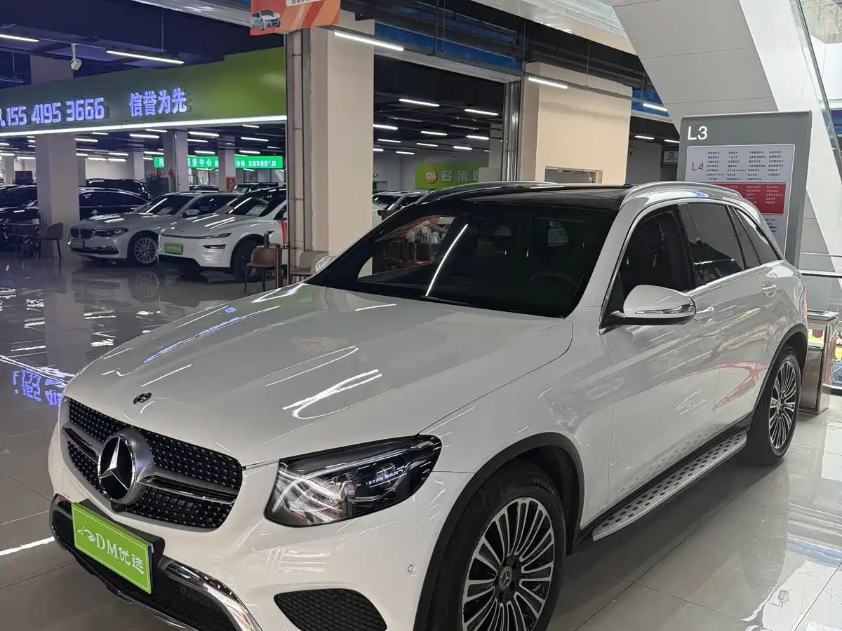 Mercedes-Benz GLC 2018 GLC 200 4MATIC фото 3