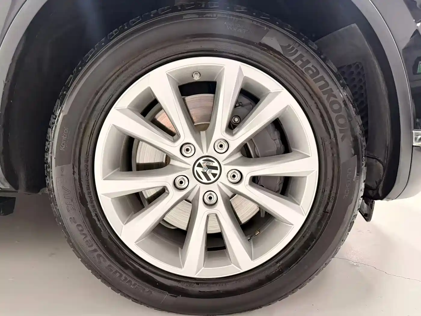 Volkswagen Touareg 2016 3.0TSI Standard фото 12