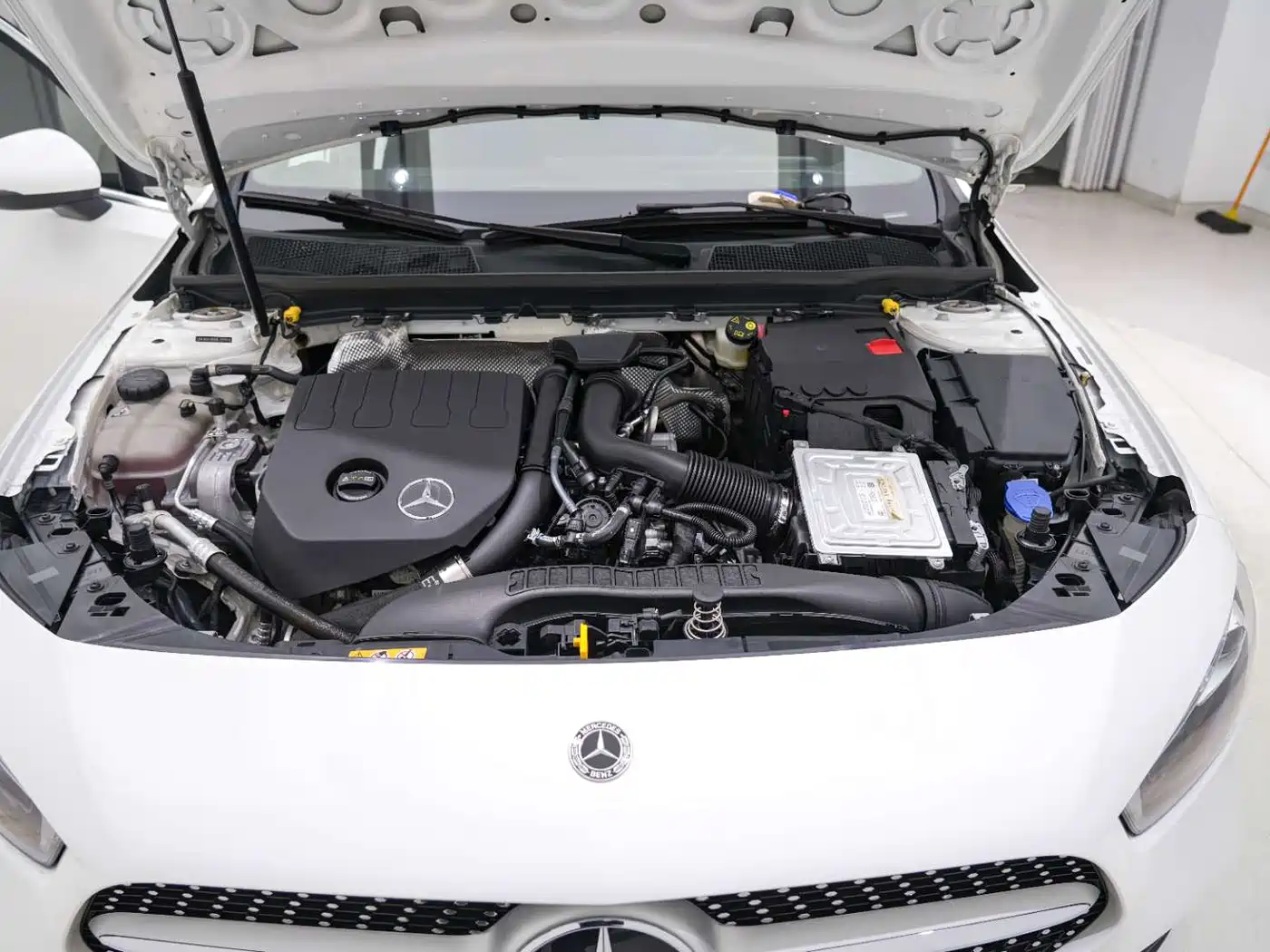 Mercedes-Benz A-Class 2021 A 200 L Sport Sedan Fashion Edition фото 23