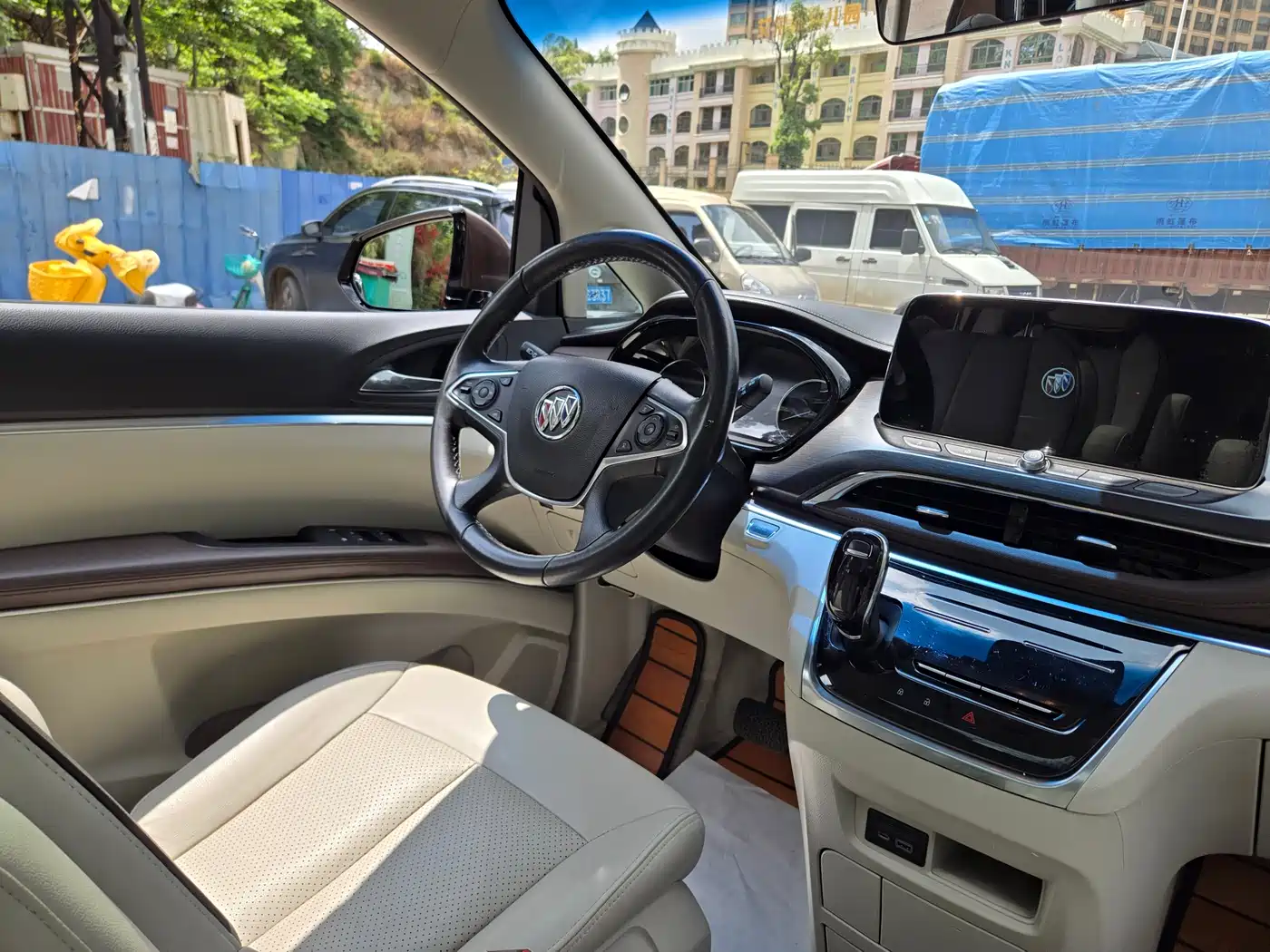 Buick GL8 2021 Land Business Class 652T Smart Premium фото 13