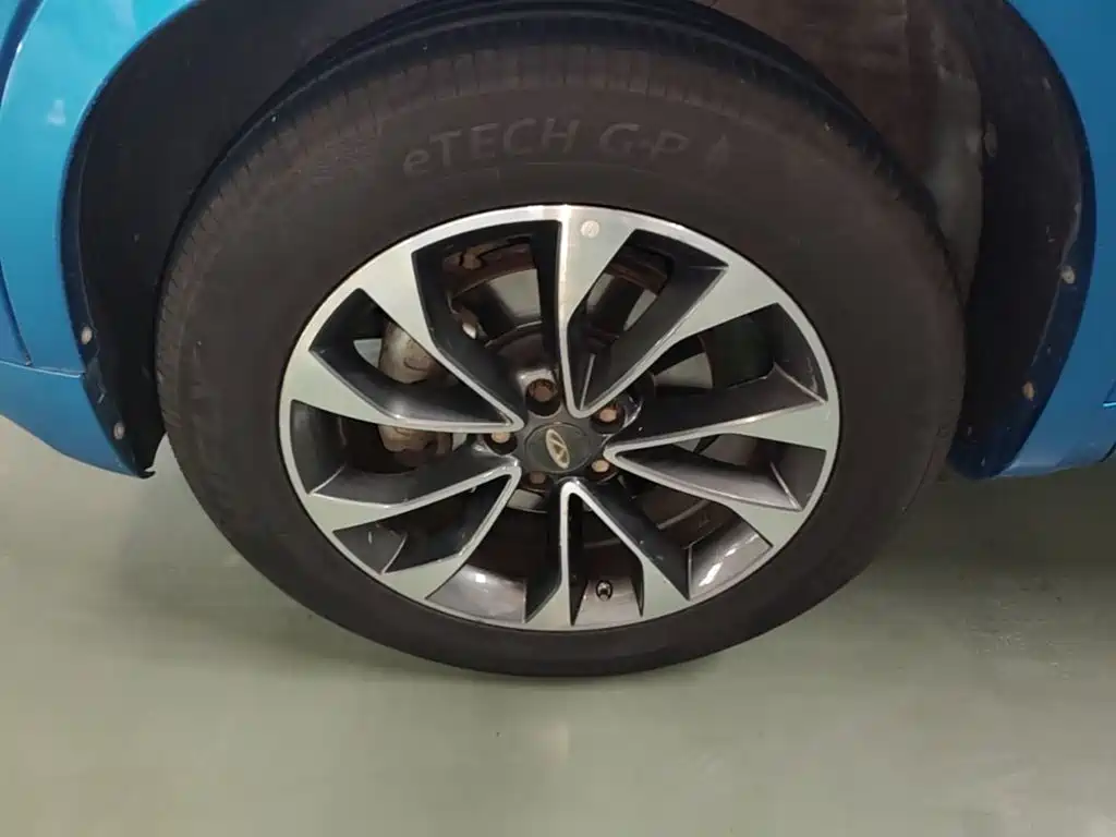 Фото 23 - Chery Tiggo 7