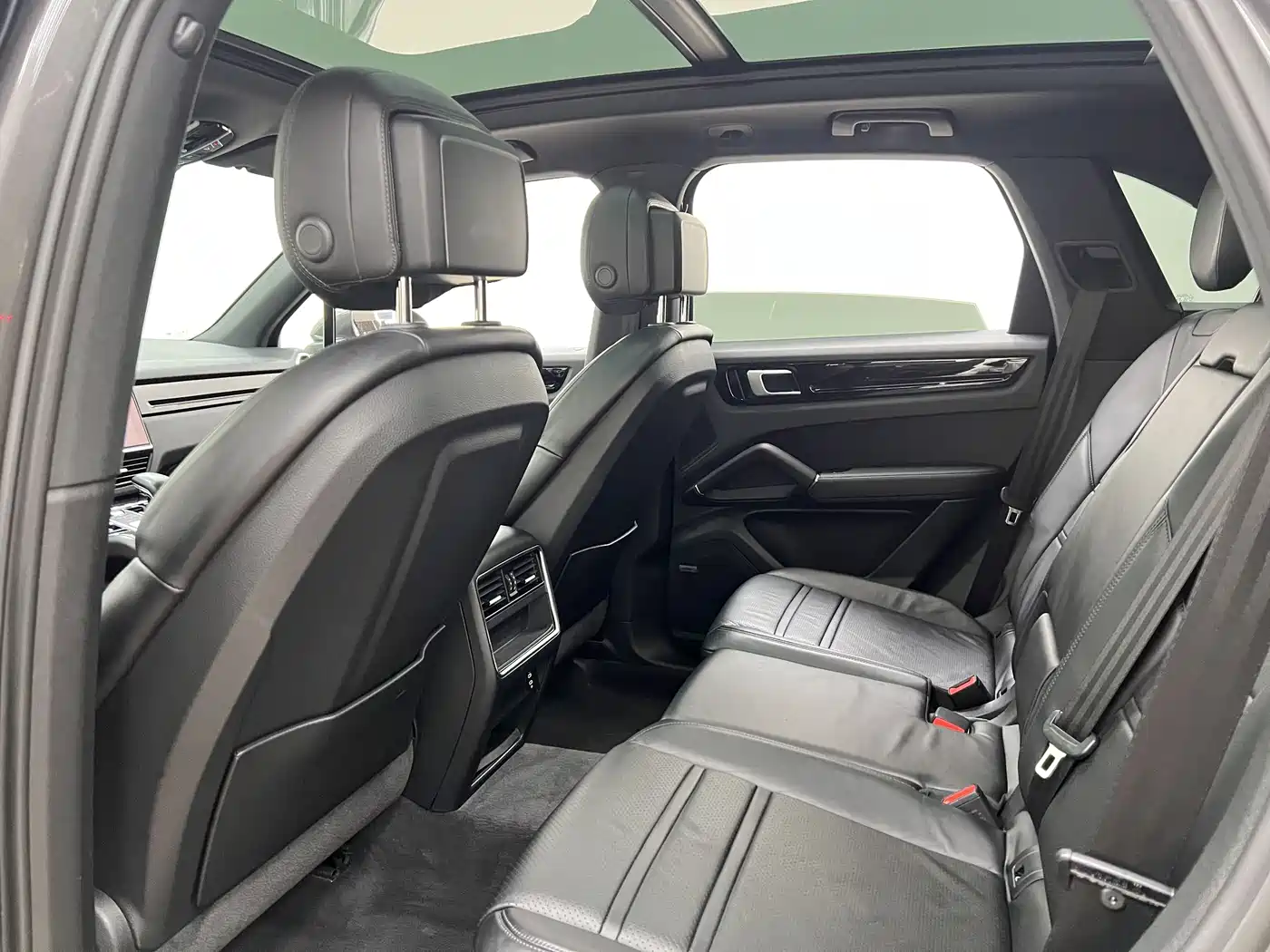 Porsche Cayenne 2019 Cayenne 3.0T фото 16