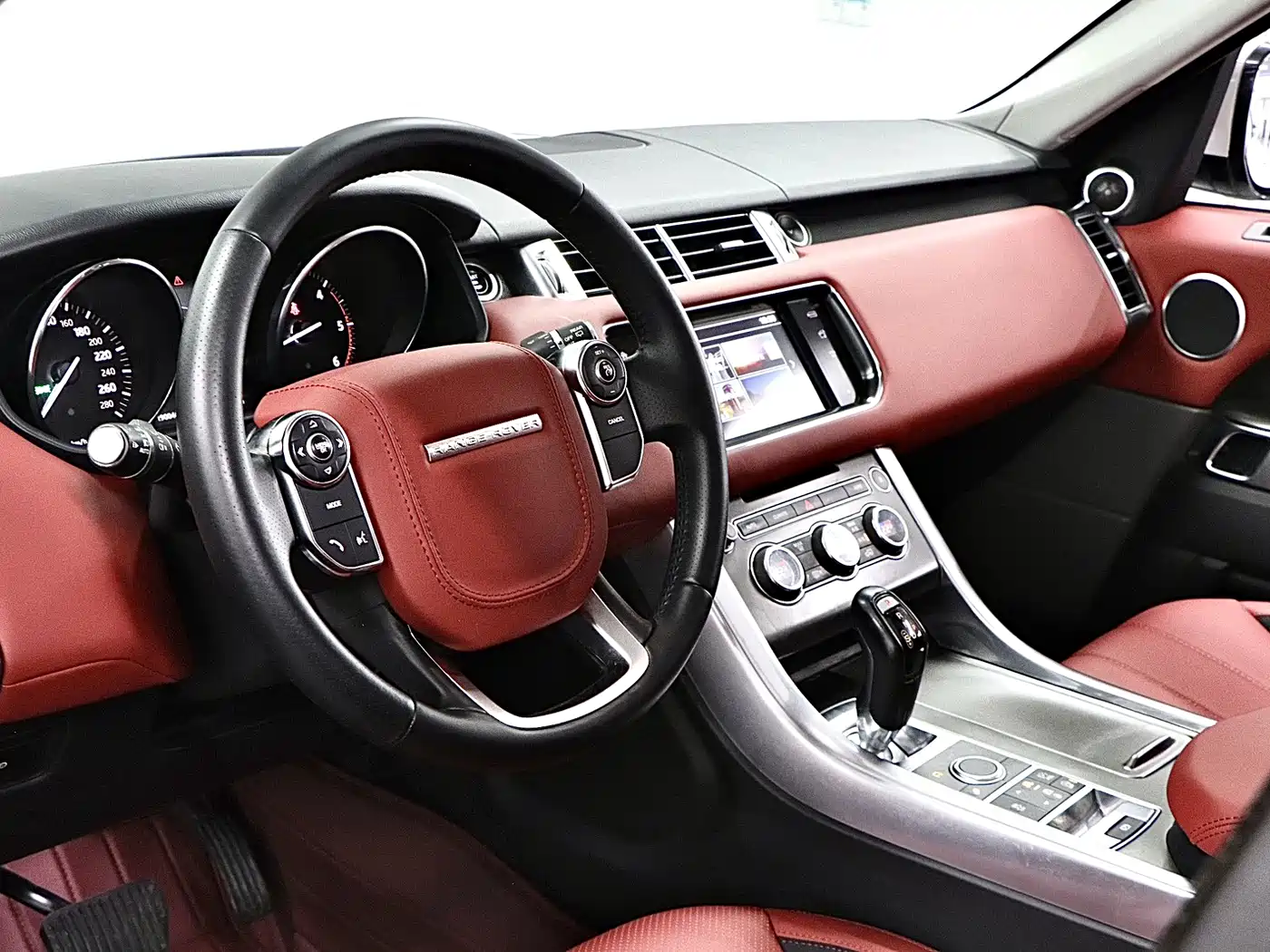 Land Rover Range Rover Sport 2016 Model 3.0 SDV6 HSE DYNAMIC фото 11