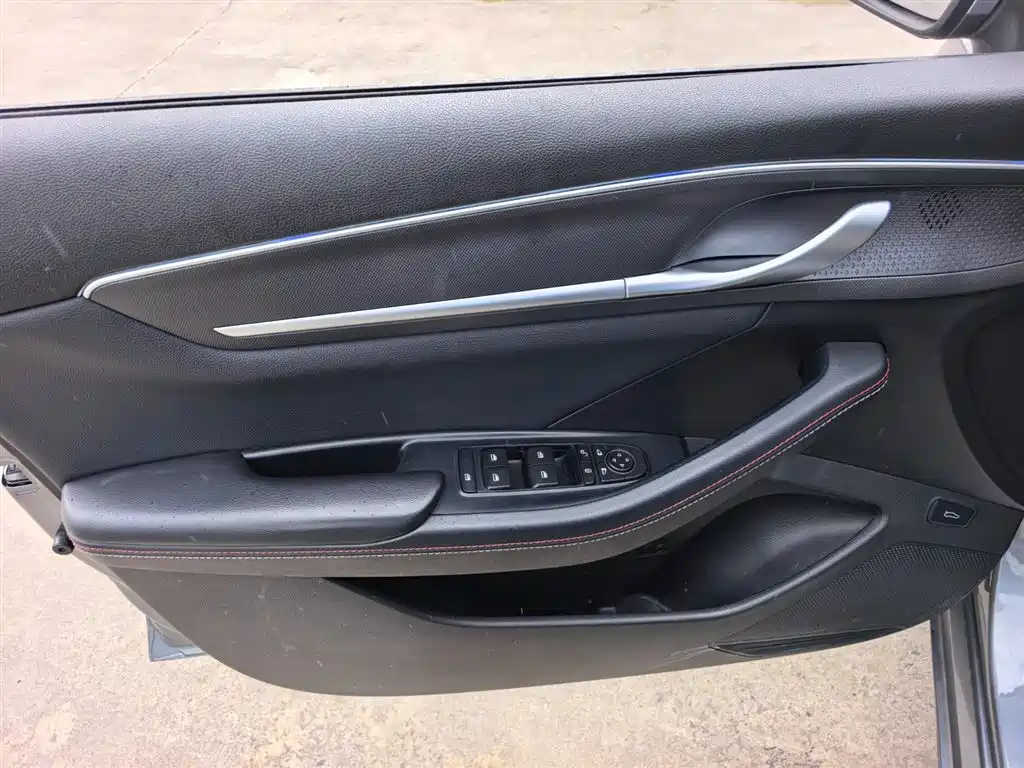 BYD Destroyer 05 2023 Champion Edition DM-i 55KM Luxury фото 9