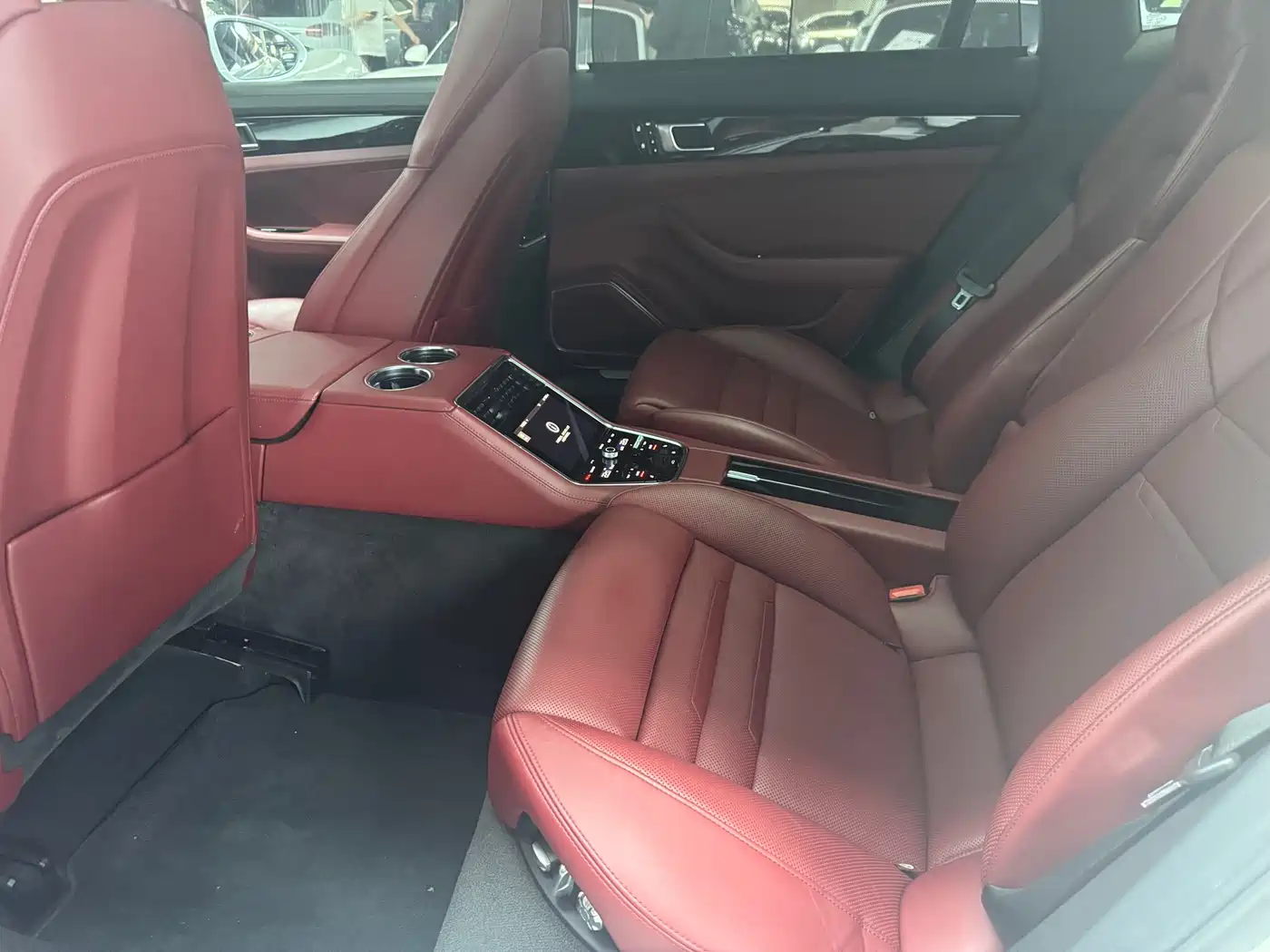 Porsche Panamera 2019 Panamera Executive Long Wheelbase 2.9T фото 10