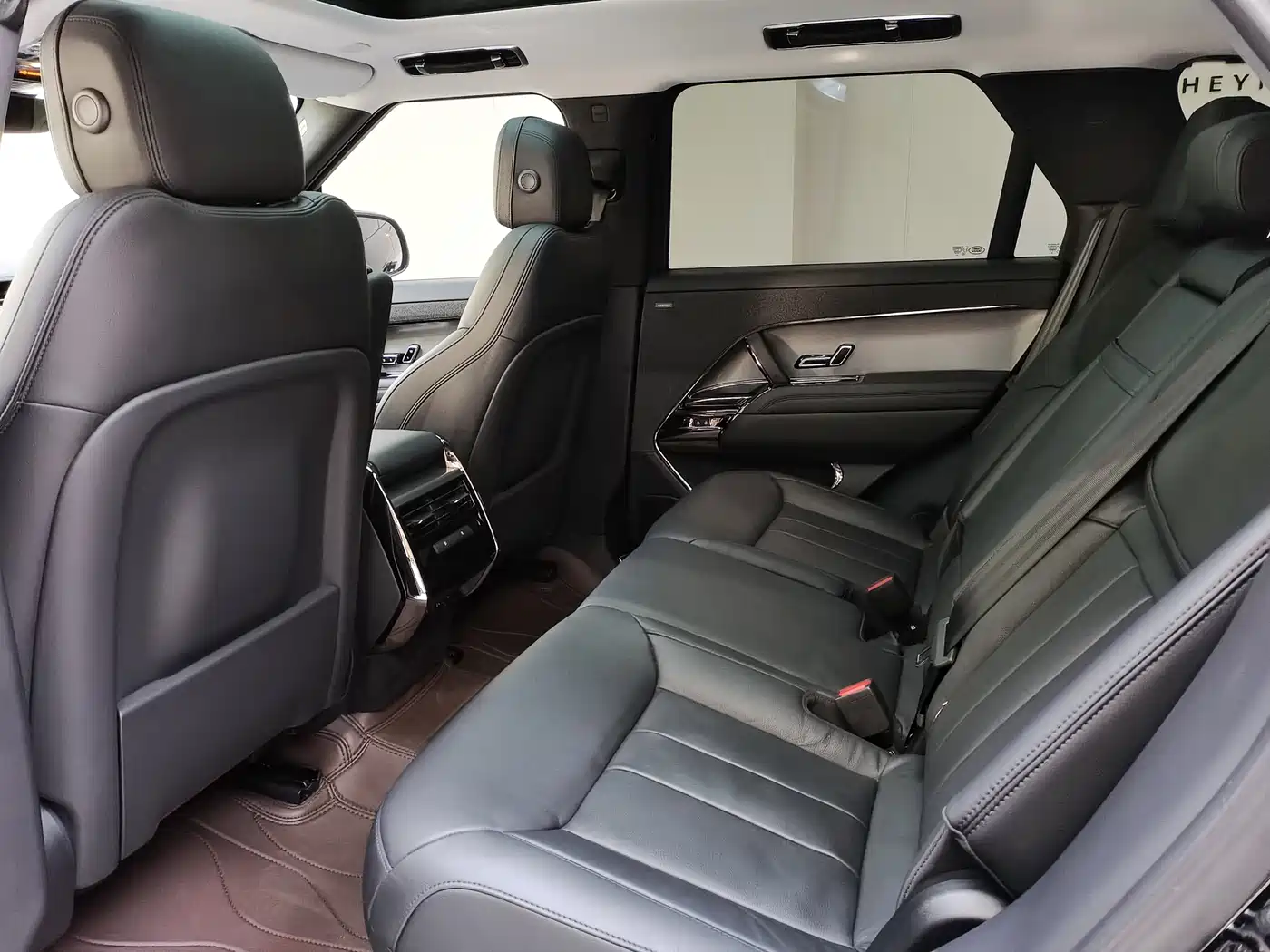 Land Rover Range Rover Sport 2024 360PS S фото 9