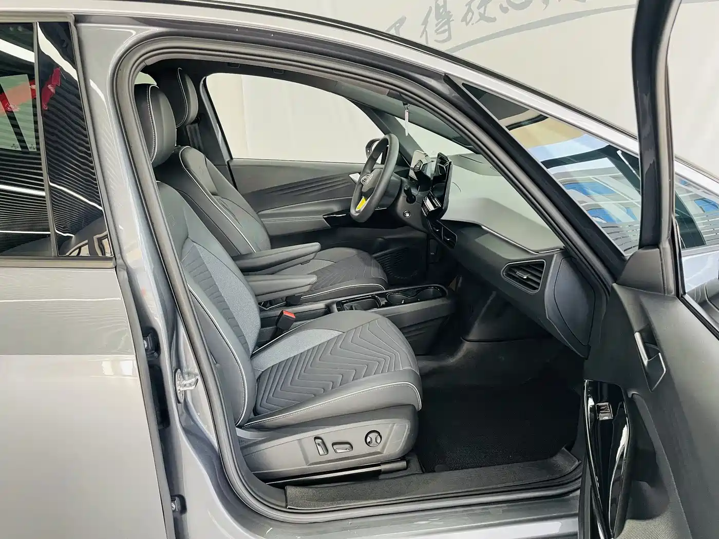 Volkswagen ID.3 2023 Upgraded Pure Intelligence Edition фото 11