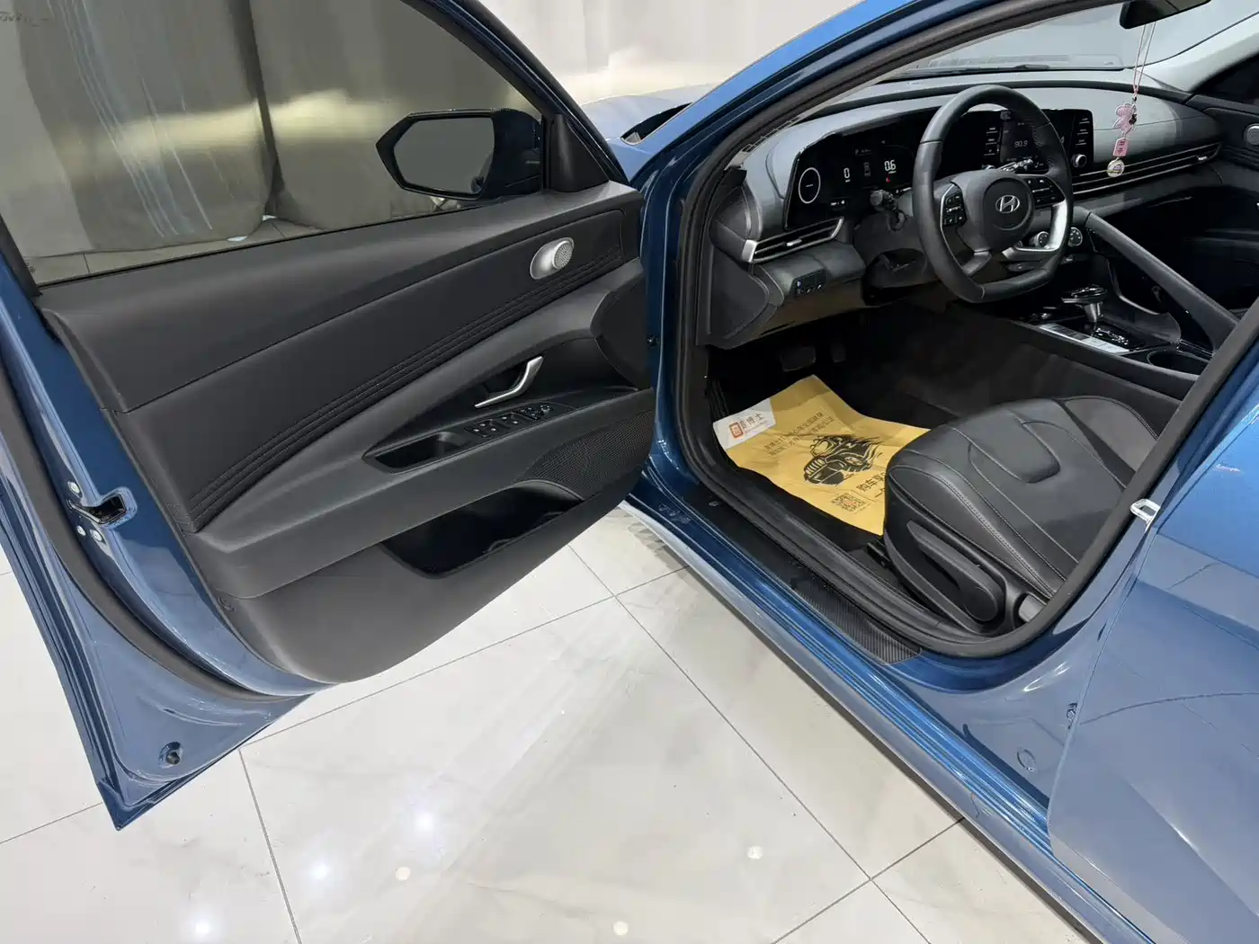Hyundai Elantra 2023 1.5L CVT GLX Elite Edition фото 7