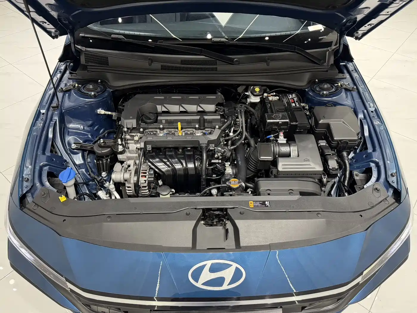Hyundai Elantra 2023 1.5L CVT GLX Elite Edition фото 21