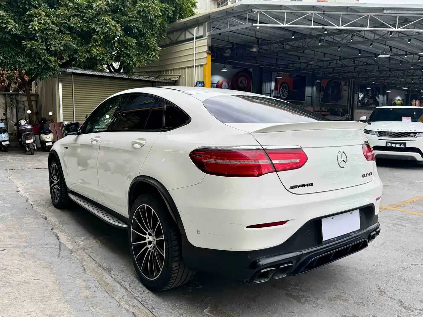 Mercedes-Benz GLC Coupe AMG 2017 AMG GLC 43 4MATIC Coupe SUV фото 12