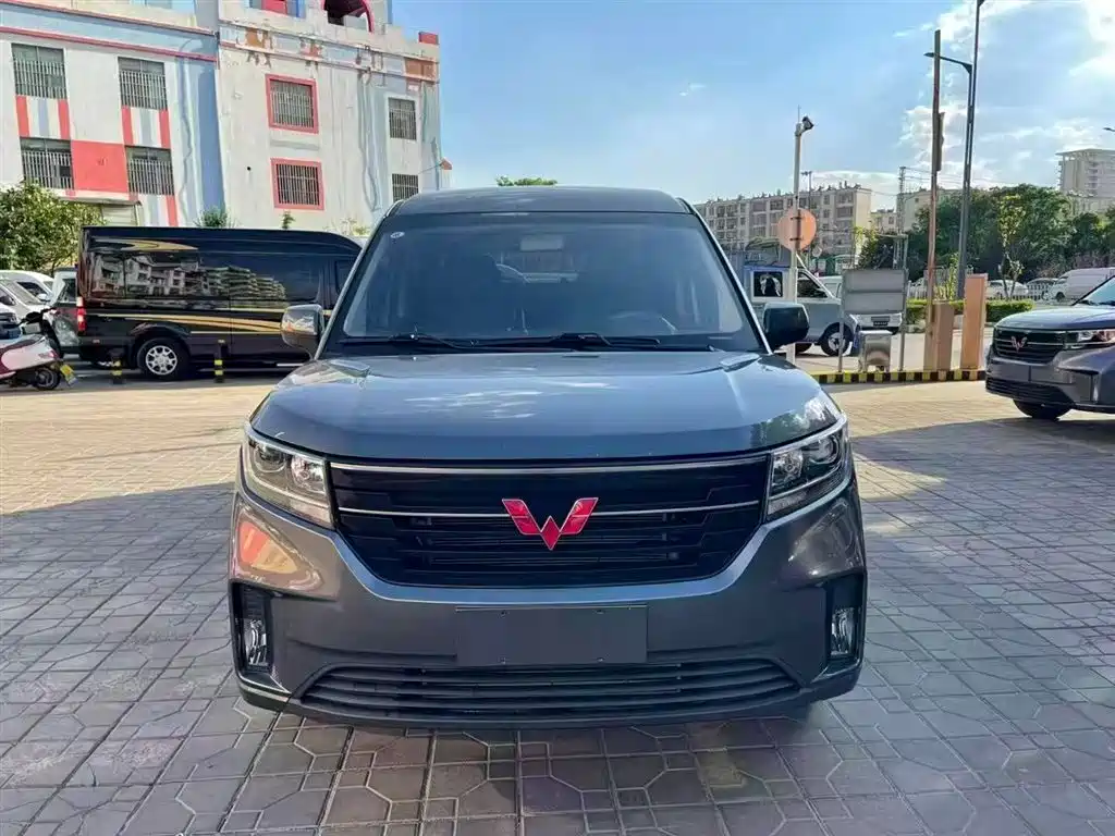 WULING AUTOMOBILE WULING JOURNEY