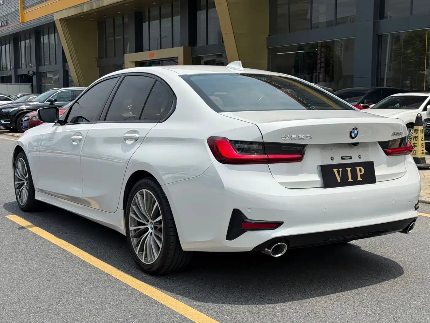 Фото 7 - BMW 3 Series