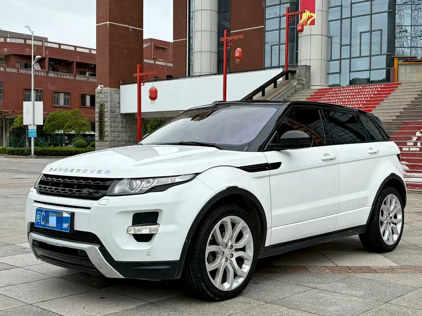 Land Rover Range Rover Evoque (Import) 2014 2014 2.0T 5-door Brilliance Sport