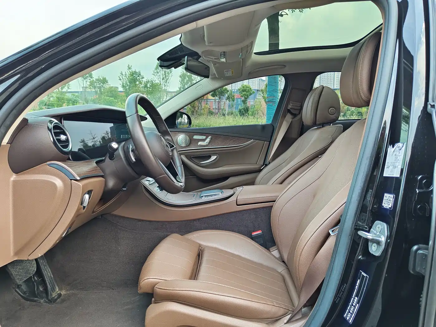 Mercedes-Benz E-Class 2022 Second Facelift E 300 L Luxury фото 23