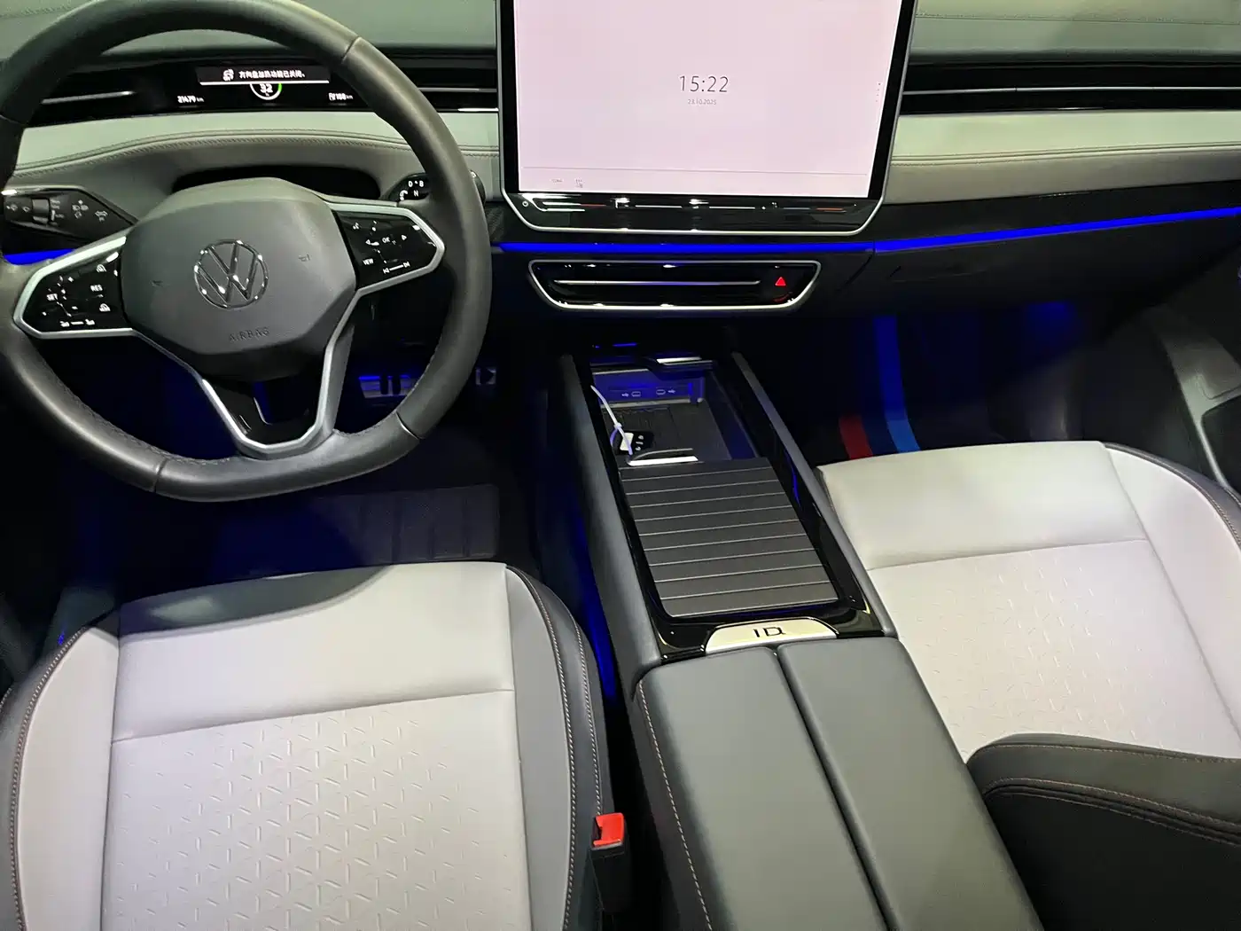 VOLKSWAGEN ID.7 VIZZION