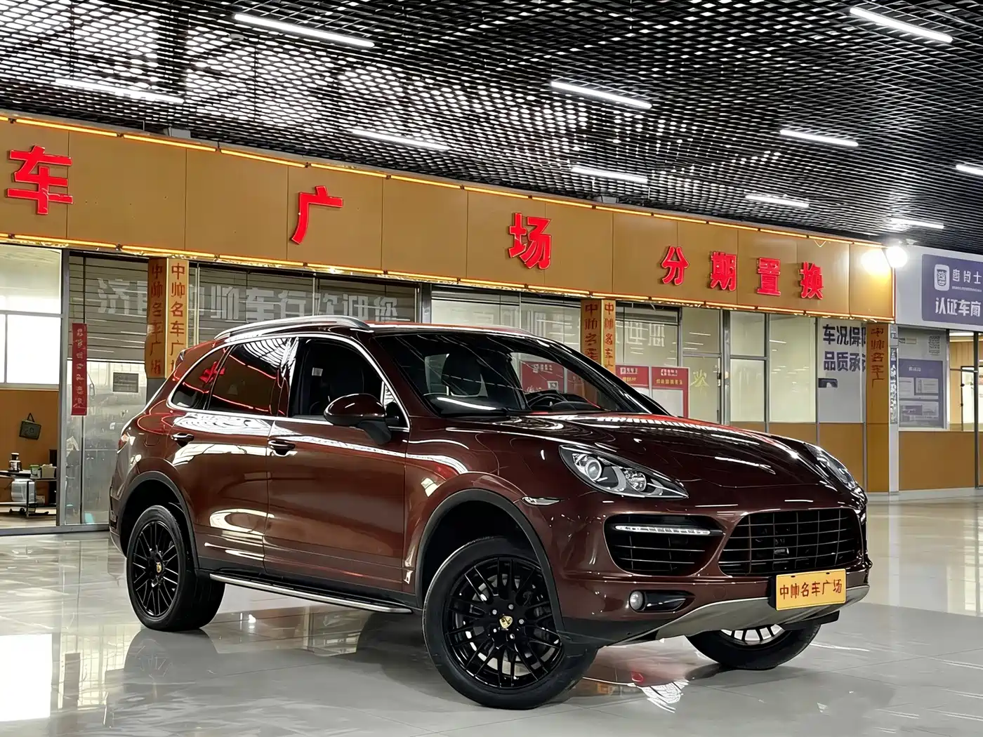 Porsche Cayenne фото 3