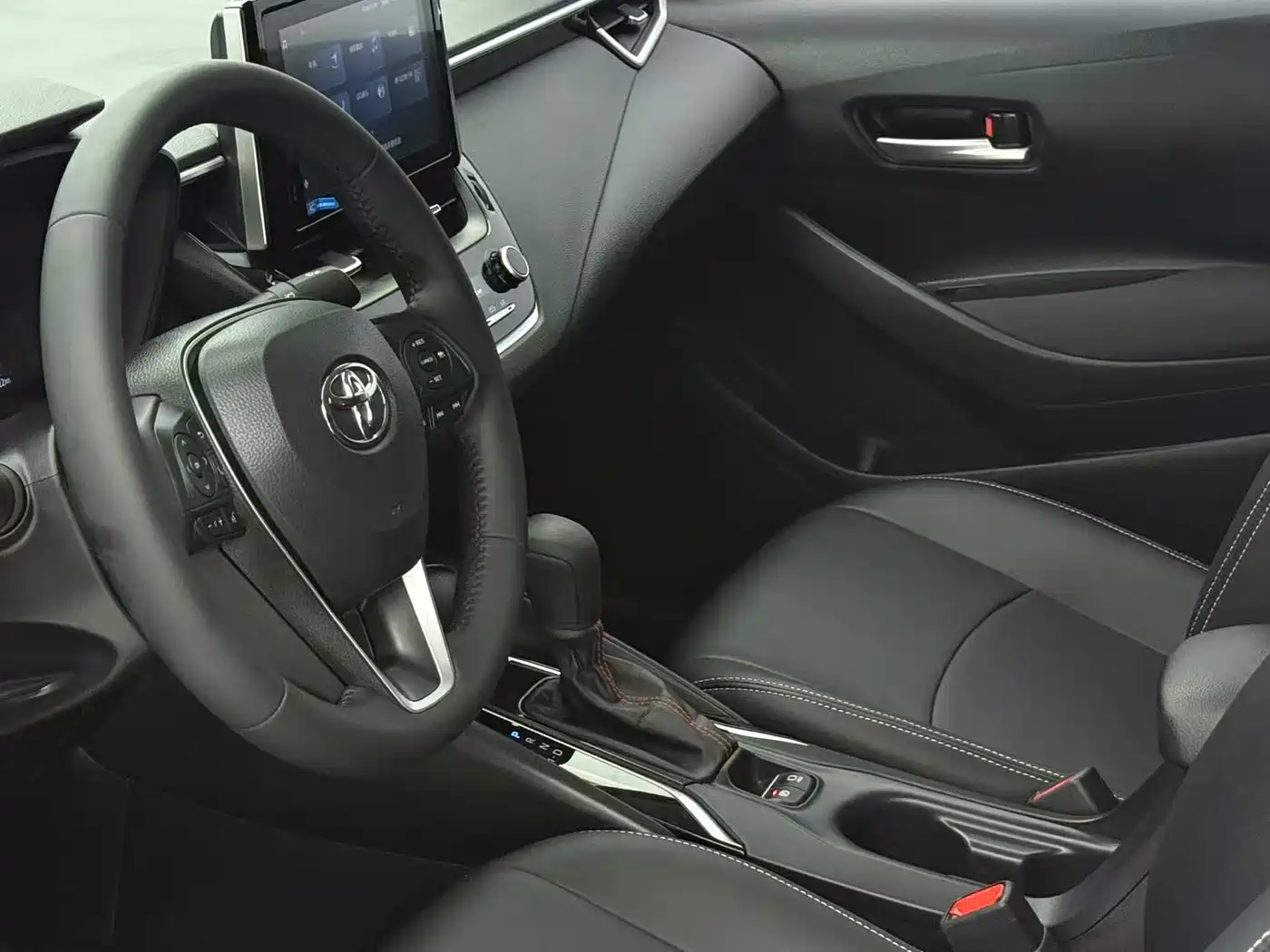 Toyota Corolla 2021 1.2T S-CVT Elite PLUS Edition фото 18