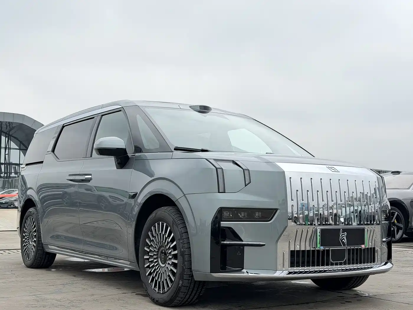 ZEEKR EXTREME KRYPTON 009