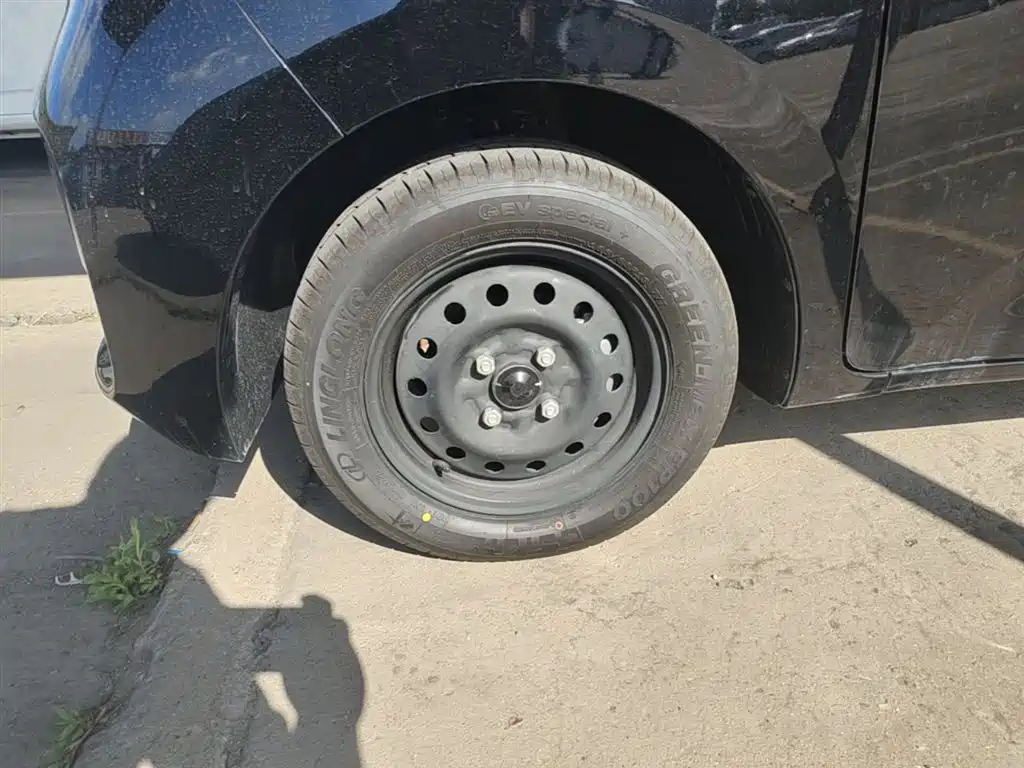 Wuling Motors Wuling Zhiguang NEV 2026 2025 Standard Version
