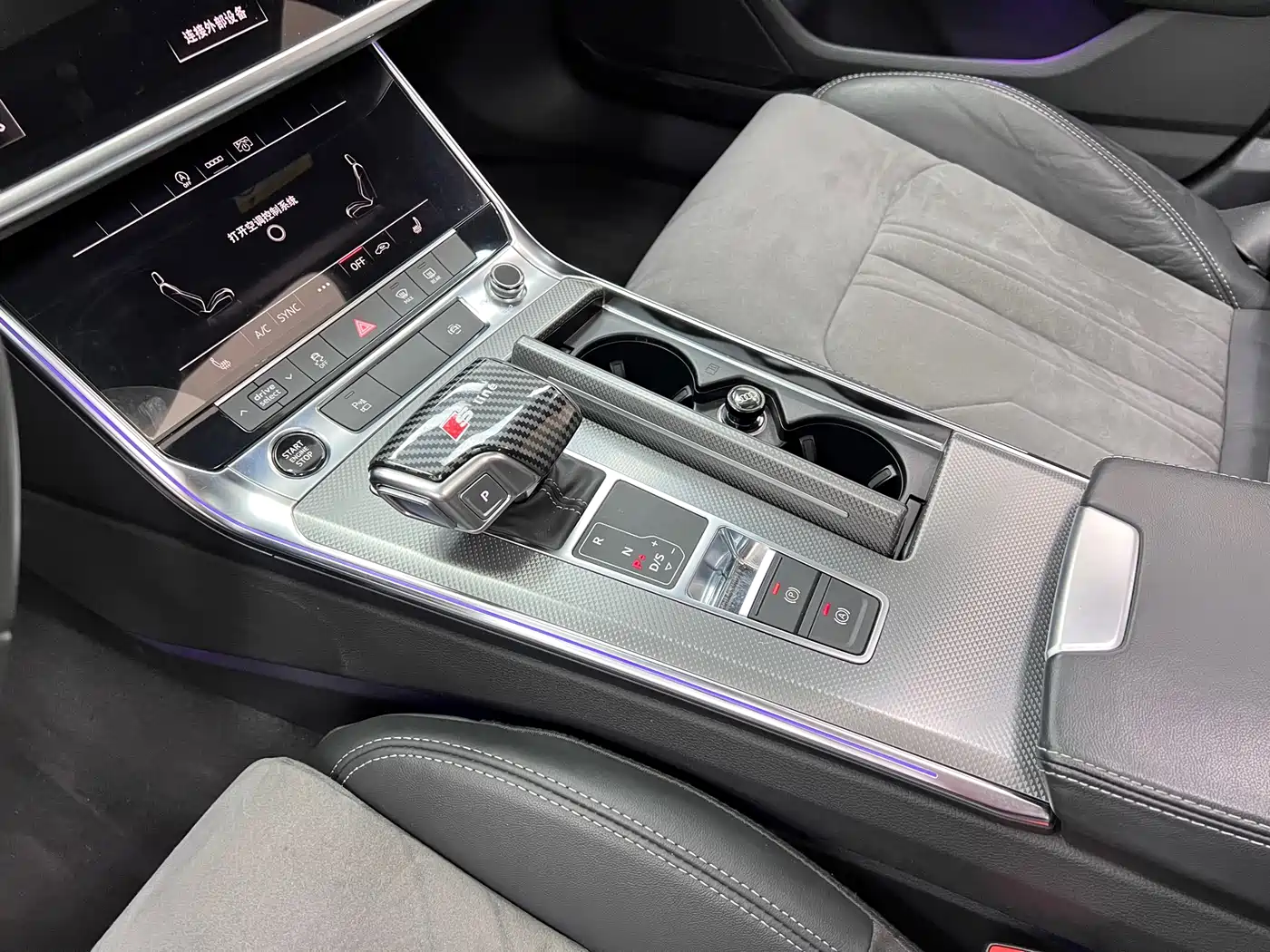 Audi A6L 2021 45 TFSI quattro Exclusive Sport фото 19