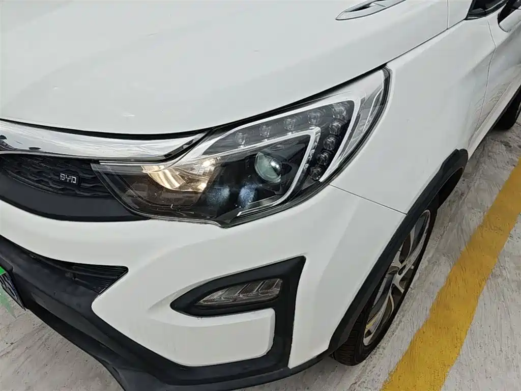 BYD Yuan 2018 2017 1.5L Auto Cool Connect