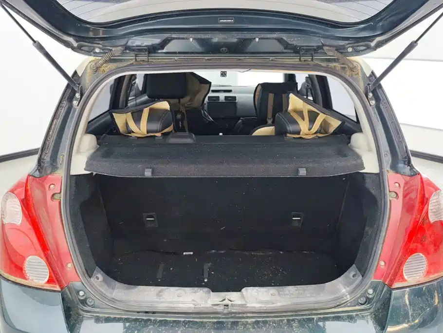 Suzuki Swift 2018 2016 1.5L Automatic Fashion Cool Edition