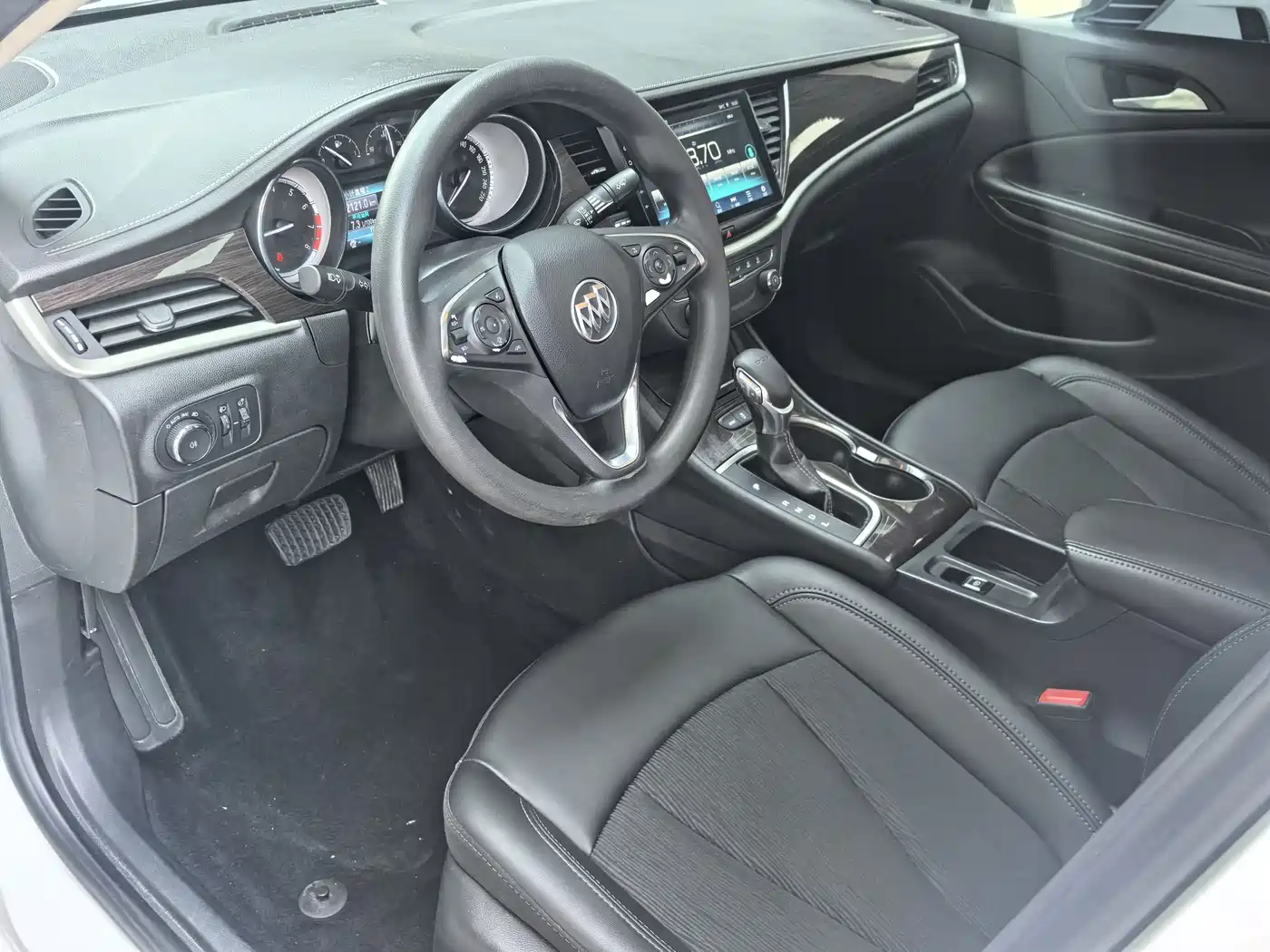 Buick Verano 2019 Sedan 20T Dual Clutch Leading фото 7