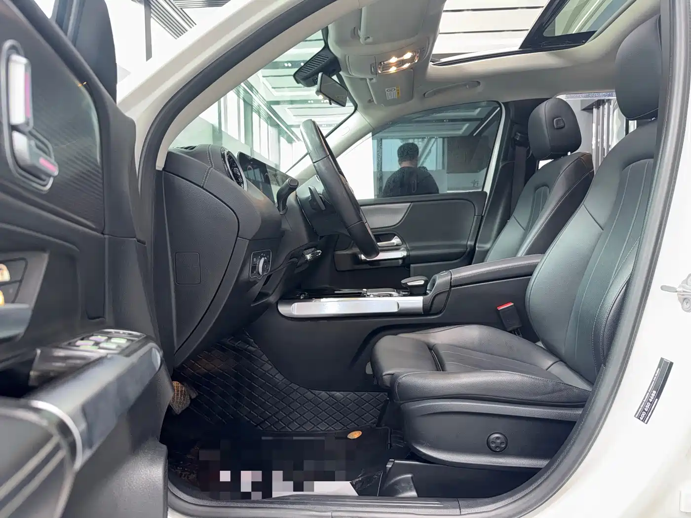 Mercedes-Benz GLB 2020 GLB 200 Dynamic фото 4