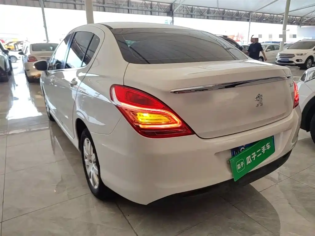 Peugeot 308 2016 2014 Model Joy Edition Classic 1.6L Manual Superior Style